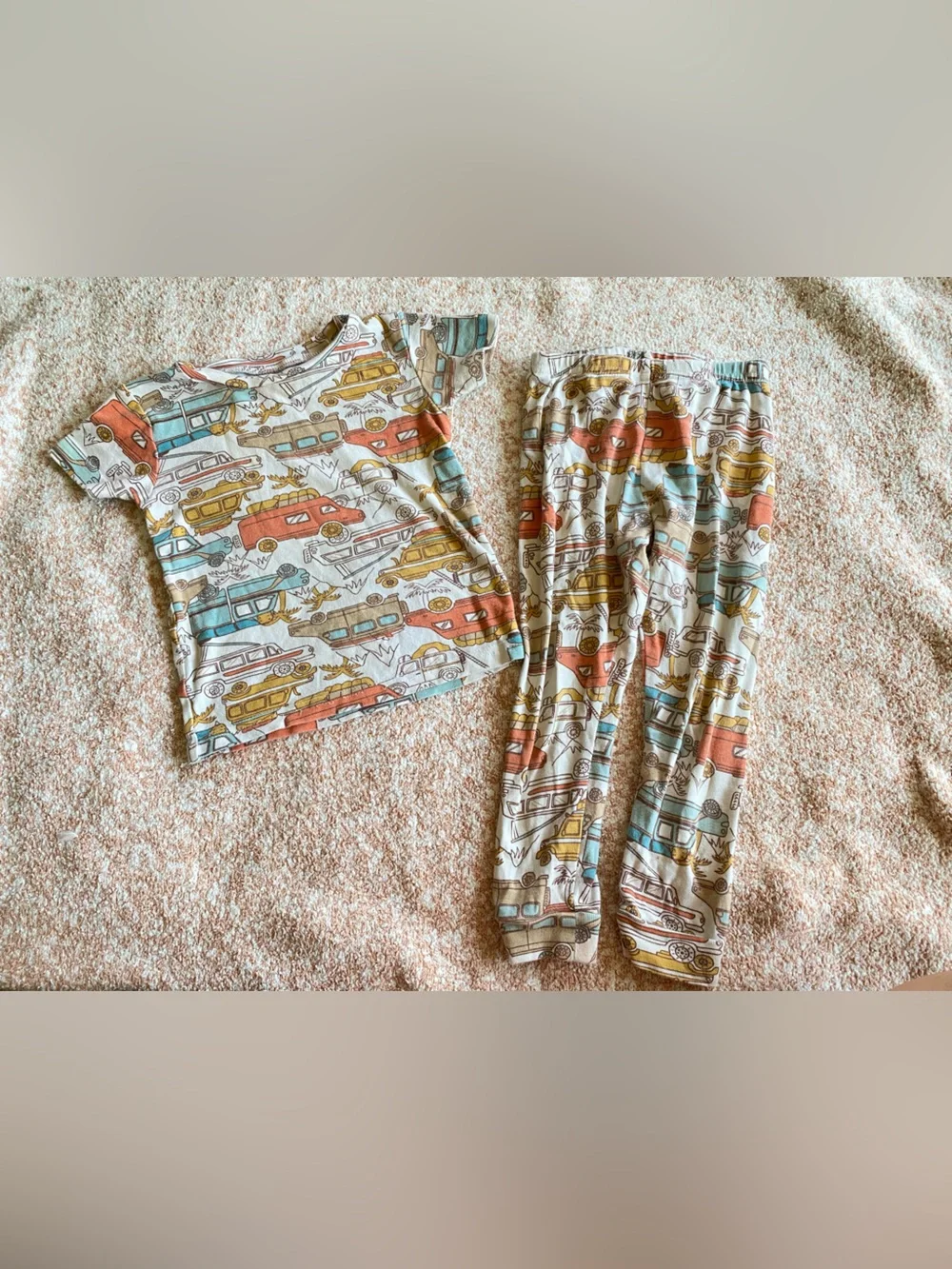 Carter’s boys kids Pajama Set with Vehicle Print
